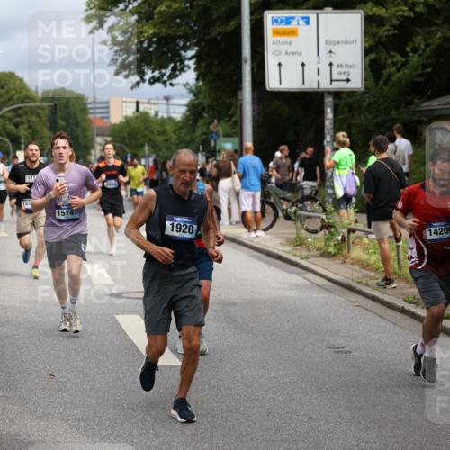 29.06.2025 - hella hamburg halbmarathon Yannick Fuchs http://msf.ph/oto/8166548 29.06.2025 10:40:30 20KM 1139, 1569, 1600, 1759, 1920, 2048, 2138, 2189, 2842, 4345, 4949, 6388, 6460, 6532, 6700, 6711, 7961, 8269, 8577, 8668, 11094, 11125, 11491, 11773, 11936, 12277, 13630, 13782, 14062, 14200, 14228, 14262, 14462, 14804, 14911, 15133, 15741, 16286, 17190, 17332, 17892, 19128 meine-sportfotos.de