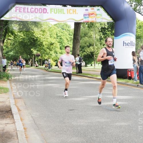 29.06.2025 - hella hamburg halbmarathon MichiJ http://msf.ph/oto/8166566 29.06.2025 10:14:13 Zwischen KM18-KM19 10234, 19078 meine-sportfotos.de