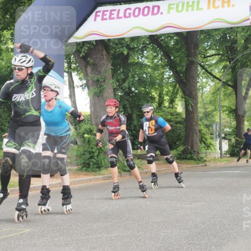29.06.2025 - hella hamburg halbmarathon KatJ http://msf.ph/oto/8166567 29.06.2025 09:15:50 Zwischen KM18-KM19  meine-sportfotos.de