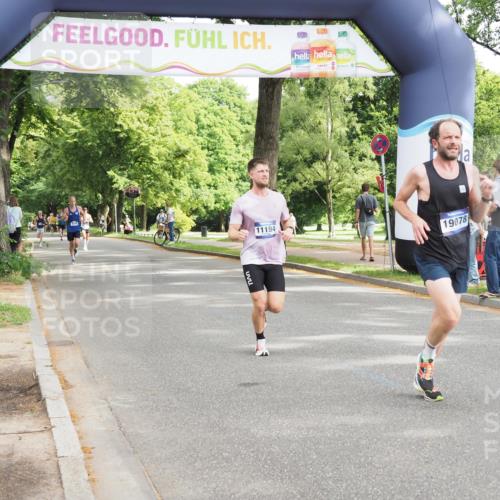 29.06.2025 - hella hamburg halbmarathon MichiJ http://msf.ph/oto/8166606 29.06.2025 10:14:13 Zwischen KM18-KM19 10234, 19078 meine-sportfotos.de