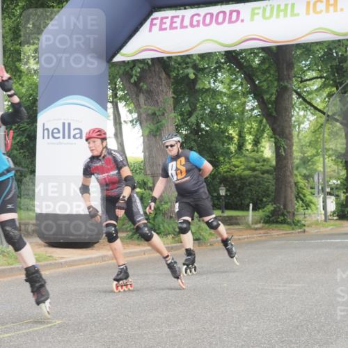29.06.2025 - hella hamburg halbmarathon KatJ http://msf.ph/oto/8166622 29.06.2025 09:15:50 Zwischen KM18-KM19  meine-sportfotos.de