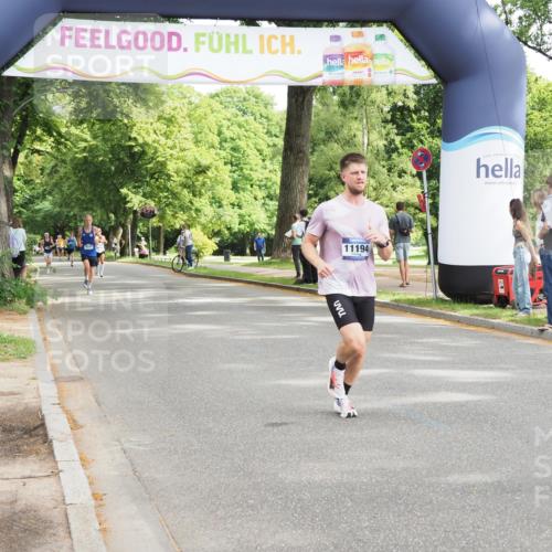 29.06.2025 - hella hamburg halbmarathon MichiJ http://msf.ph/oto/8166688 29.06.2025 10:14:14 Zwischen KM18-KM19 10234, 11194, 19078 meine-sportfotos.de