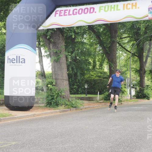 29.06.2025 - hella hamburg halbmarathon KatJ http://msf.ph/oto/8166747 29.06.2025 09:15:51 Zwischen KM18-KM19  meine-sportfotos.de