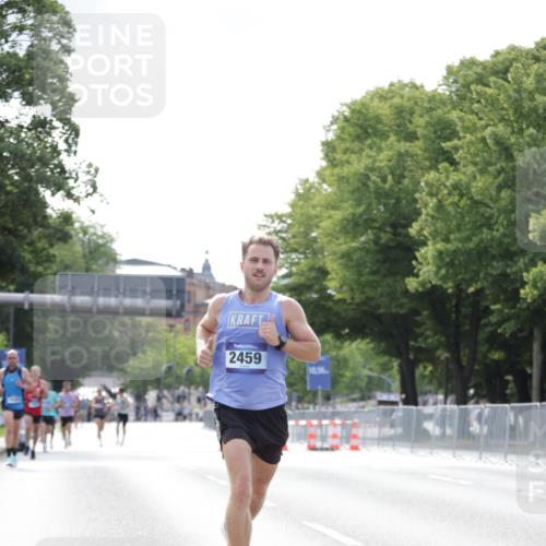 29.06.2025 - hella hamburg halbmarathon Jannik Wohlers http://msf.ph/oto/8166770 29.06.2025 09:41:02 Lombardsbrücke 2459, 7963, 9442, 10234, 11624, 17856, 17886 meine-sportfotos.de