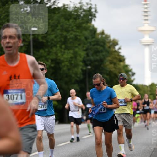 29.06.2025 - hella hamburg halbmarathon Dr. Thomas Lammeyer http://msf.ph/oto/8166871 29.06.2025 10:09:22 Kennedybrücke 1213, 1347, 1863, 2298, 2540, 3071, 3578, 4394, 5869, 6059, 6907, 6908, 7826, 8316, 8999, 9007, 9019, 9075, 9165, 9559, 9680, 10694, 11088 meine-sportfotos.de