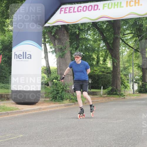 29.06.2025 - hella hamburg halbmarathon KatJ http://msf.ph/oto/8166950 29.06.2025 09:15:52 Zwischen KM18-KM19  meine-sportfotos.de