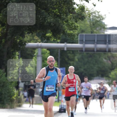 29.06.2025 - hella hamburg halbmarathon Jannik Wohlers http://msf.ph/oto/8166981 29.06.2025 09:41:05 Lombardsbrücke 2459, 9442, 10234, 11624, 16484, 17856, 17886 meine-sportfotos.de