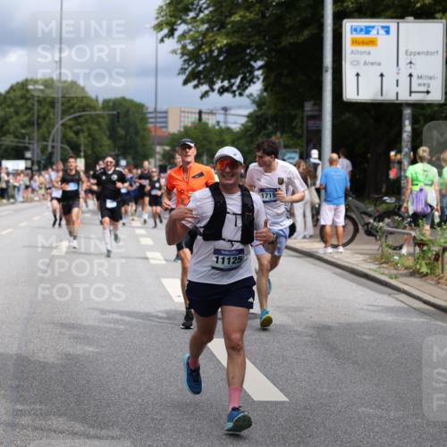 29.06.2025 - hella hamburg halbmarathon Yannick Fuchs http://msf.ph/oto/8167025 29.06.2025 10:40:42 20KM 1139, 1759, 2842, 3087, 4091, 4237, 4497, 4949, 5459, 6388, 6421, 6691, 6700, 6978, 7335, 7961, 8142, 8482, 8577, 8981, 9232, 9386, 9529, 9786, 11094, 11125, 11185, 11491, 12171, 12269, 12579, 12651, 12891, 13630, 13698, 13782, 13940, 14045, 14262, 14541, 14722, 14804, 15133, 15149, 15157, 15206, 15900, 16127, 16286, 17008, 17190, 17281, 17332, 17461, 17492, 17892, 18118, 19128 meine-sportfotos.de