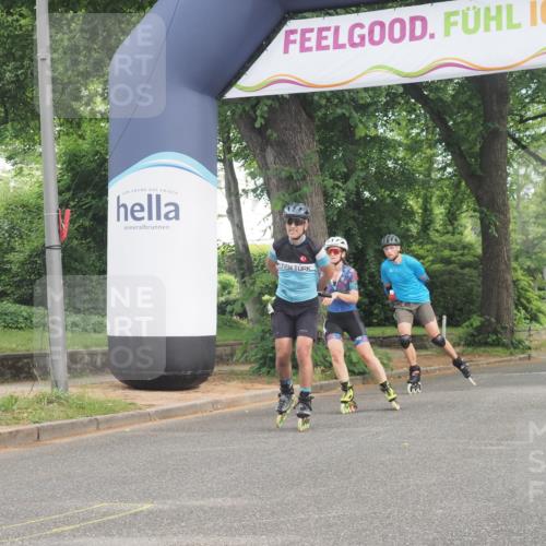 29.06.2025 - hella hamburg halbmarathon KatJ http://msf.ph/oto/8167122 29.06.2025 09:16:23 Zwischen KM18-KM19  meine-sportfotos.de