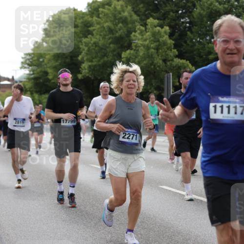 29.06.2025 - hella hamburg halbmarathon Jannik Wohlers http://msf.ph/oto/8167126 29.06.2025 10:20:59 Lombardsbrücke 1028, 1401, 2271, 2635, 2815, 2956, 3122, 3770, 3817, 3825, 3826, 4697, 4786, 5373, 5395, 5412, 5493, 6103, 6844, 7375, 7522, 7553, 7781, 8095, 8844, 9100, 9499, 9501, 9532, 9624, 10374, 10921, 11117, 11610, 11775, 12018, 12368, 13093, 13584, 14118, 14499, 14519, 14664, 14809, 14819, 15267, 15387, 15404, 15603, 15752, 15869, 16107, 16586, 16600, 17341, 17799, 17961, 17969, 18170, 18378, 18809, 19012 meine-sportfotos.de