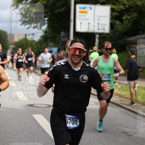 29.06.2025 - hella hamburg halbmarathon Yannick Fuchs http://msf.ph/oto/8167180 29.06.2025 10:40:46 20KM 1139, 1759, 2842, 3087, 4091, 4237, 4497, 4949, 5459, 6388, 6421, 6691, 6700, 6978, 7335, 7961, 8023, 8142, 8482, 8981, 9232, 9386, 9529, 9786, 9794, 11125, 11185, 11491, 12171, 12269, 12579, 12651, 12891, 13630, 13698, 13782, 13940, 14045, 14262, 14541, 14722, 15133, 15149, 15157, 15206, 15684, 15900, 16081, 16127, 16286, 17008, 17190, 17281, 17332, 17353, 17461, 17492, 17865, 17892, 18118, 19128 meine-sportfotos.de