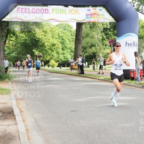 29.06.2025 - hella hamburg halbmarathon MichiJ http://msf.ph/oto/8167233 29.06.2025 10:14:21 Zwischen KM18-KM19 5301, 9385, 11194, 19078 meine-sportfotos.de