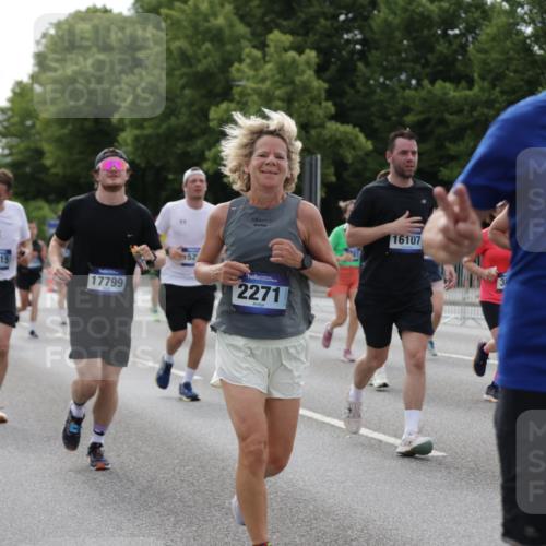 29.06.2025 - hella hamburg halbmarathon Jannik Wohlers http://msf.ph/oto/8167285 29.06.2025 10:20:59 Lombardsbrücke 1028, 1401, 2271, 2635, 2815, 2956, 3122, 3770, 3817, 3825, 3826, 4697, 4786, 5373, 5395, 5412, 5493, 6103, 6844, 7375, 7522, 7553, 7781, 8095, 8844, 9100, 9499, 9501, 9532, 9624, 10374, 10921, 11117, 11610, 11775, 12018, 12368, 13093, 13584, 14118, 14499, 14519, 14664, 14809, 14819, 15267, 15387, 15404, 15603, 15752, 15869, 16107, 16586, 16600, 17341, 17799, 17961, 17969, 18170, 18378, 18809, 19012 meine-sportfotos.de