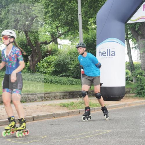 29.06.2025 - hella hamburg halbmarathon KatJ http://msf.ph/oto/8167289 29.06.2025 09:16:24 Zwischen KM18-KM19  meine-sportfotos.de