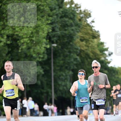 29.06.2025 - hella hamburg halbmarathon Dr. Thomas Lammeyer http://msf.ph/oto/8167292 29.06.2025 09:45:18 Kennedybrücke 1241, 2604, 10485 meine-sportfotos.de