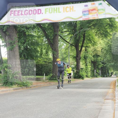 29.06.2025 - hella hamburg halbmarathon KatJ http://msf.ph/oto/8167297 29.06.2025 09:16:33 Zwischen KM18-KM19  meine-sportfotos.de