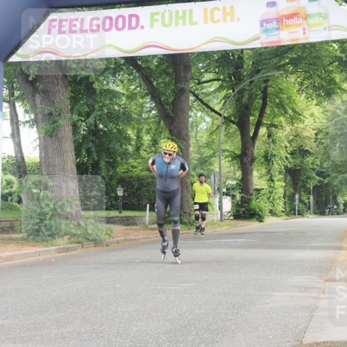 29.06.2025 - hella hamburg halbmarathon KatJ http://msf.ph/oto/8167404 29.06.2025 09:16:33 Zwischen KM18-KM19  meine-sportfotos.de