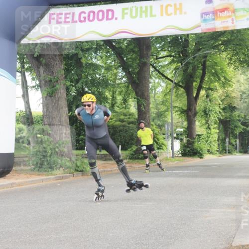 29.06.2025 - hella hamburg halbmarathon KatJ http://msf.ph/oto/8167505 29.06.2025 09:16:34 Zwischen KM18-KM19  meine-sportfotos.de