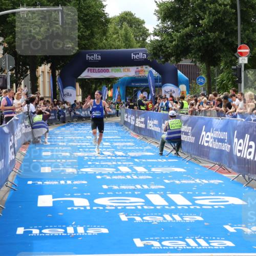29.06.2025 - hella hamburg halbmarathon Zöllner http://msf.ph/oto/8167544 29.06.2025 10:18:48 Ziel 15495 meine-sportfotos.de