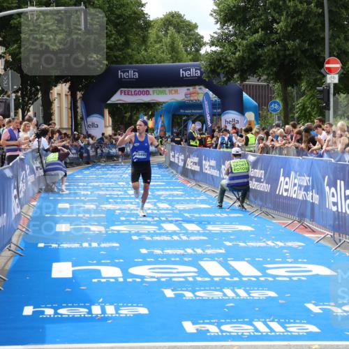29.06.2025 - hella hamburg halbmarathon Zöllner http://msf.ph/oto/8167560 29.06.2025 10:18:48 Ziel 15495 meine-sportfotos.de