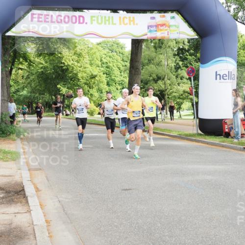29.06.2025 - hella hamburg halbmarathon MichiJ http://msf.ph/oto/8167585 29.06.2025 10:14:29 Zwischen KM18-KM19 12360, 14753, 18569, 19041 meine-sportfotos.de