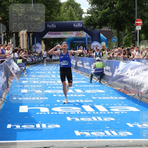 29.06.2025 - hella hamburg halbmarathon Zöllner http://msf.ph/oto/8167628 29.06.2025 10:18:50 Ziel 6380, 15495 meine-sportfotos.de
