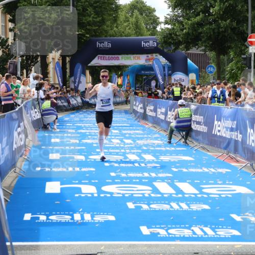 29.06.2025 - hella hamburg halbmarathon Zöllner http://msf.ph/oto/8167729 29.06.2025 10:18:57 Ziel 6380, 11342 meine-sportfotos.de