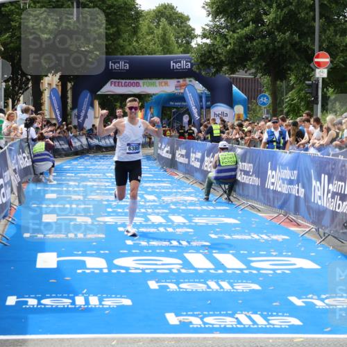 29.06.2025 - hella hamburg halbmarathon Zöllner http://msf.ph/oto/8167735 29.06.2025 10:18:57 Ziel 6380, 11342 meine-sportfotos.de