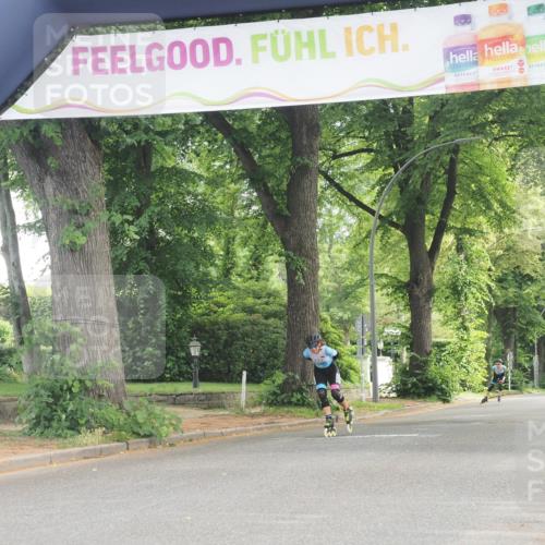 29.06.2025 - hella hamburg halbmarathon KatJ http://msf.ph/oto/8167803 29.06.2025 09:16:45 Zwischen KM18-KM19  meine-sportfotos.de