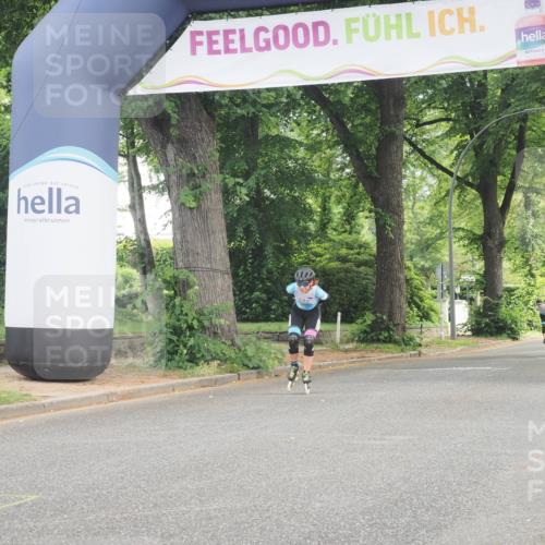 29.06.2025 - hella hamburg halbmarathon KatJ http://msf.ph/oto/8167866 29.06.2025 09:16:46 Zwischen KM18-KM19  meine-sportfotos.de