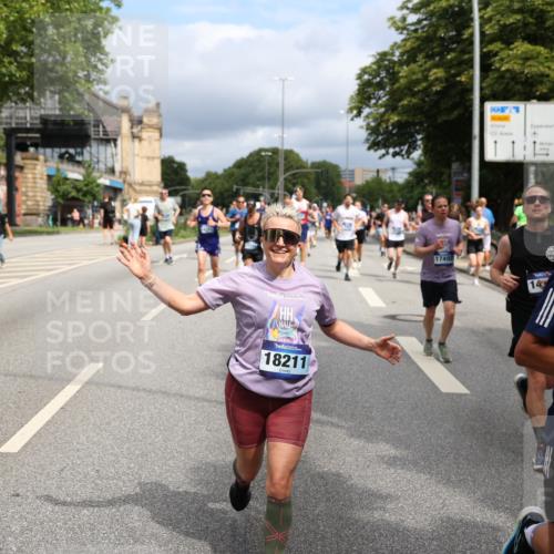 29.06.2025 - hella hamburg halbmarathon Yannick Fuchs http://msf.ph/oto/8167871 29.06.2025 10:40:52 20KM 1139, 2222, 2842, 3087, 4091, 4237, 4497, 4949, 5459, 6373, 6388, 6421, 6691, 6700, 6978, 7335, 8023, 8142, 8482, 8981, 9232, 9386, 9529, 9786, 9794, 11185, 11491, 12171, 12269, 12579, 12651, 12891, 13630, 13698, 13728, 13782, 13940, 14045, 14262, 14449, 14541, 14722, 15133, 15149, 15157, 15206, 15684, 15900, 16081, 16127, 16136, 16286, 16466, 16475, 17008, 17281, 17353, 17461, 17492, 17669, 17865, 17892, 18118 meine-sportfotos.de