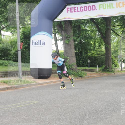 29.06.2025 - hella hamburg halbmarathon KatJ http://msf.ph/oto/8167909 29.06.2025 09:16:46 Zwischen KM18-KM19  meine-sportfotos.de