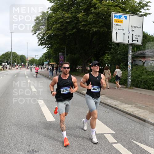 29.06.2025 - hella hamburg halbmarathon Yannick Fuchs http://msf.ph/oto/8167934 29.06.2025 10:23:05 20KM 1122, 3075, 4678, 5367, 7651, 8731, 10106, 12529, 13383, 15576, 16377, 17354, 18567, 18832 meine-sportfotos.de