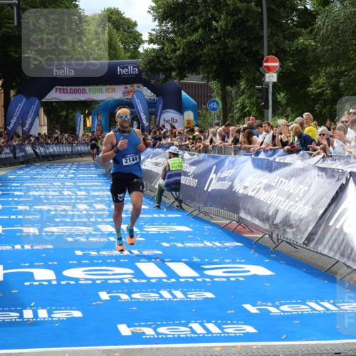 29.06.2025 - hella hamburg halbmarathon Zöllner http://msf.ph/oto/8168040 29.06.2025 10:19:14 Ziel 53, 2144 meine-sportfotos.de