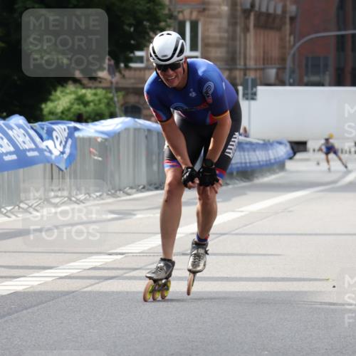 29.06.2025 - hella hamburg halbmarathon Strokosch-Dieckow http://msf.ph/oto/8168047 29.06.2025 09:06:29 Ziel 20025, 20459 meine-sportfotos.de