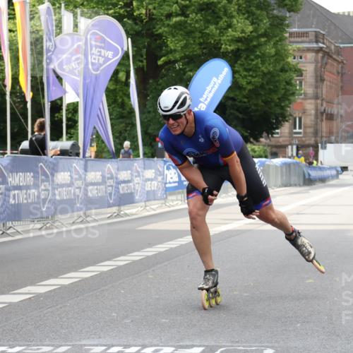 29.06.2025 - hella hamburg halbmarathon Strokosch-Dieckow http://msf.ph/oto/8168055 29.06.2025 09:06:30 Ziel 20025, 20459 meine-sportfotos.de