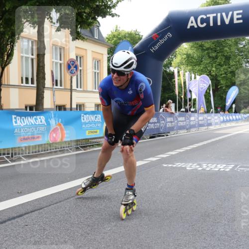 29.06.2025 - hella hamburg halbmarathon Strokosch-Dieckow http://msf.ph/oto/8168072 29.06.2025 09:06:31 Ziel 20025 meine-sportfotos.de