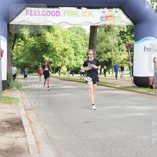 29.06.2025 - hella hamburg halbmarathon MichiJ http://msf.ph/oto/8168077 29.06.2025 10:14:33 Zwischen KM18-KM19 7331, 9269, 14753, 17614, 18569, 19041 meine-sportfotos.de