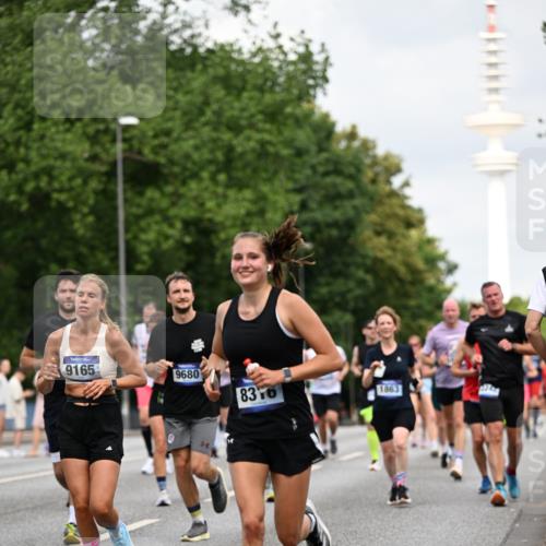 29.06.2025 - hella hamburg halbmarathon Dr. Thomas Lammeyer http://msf.ph/oto/8168093 29.06.2025 10:09:30 Kennedybrücke 1213, 1863, 2298, 3071, 3578, 4014, 4220, 4394, 4782, 4868, 5073, 5869, 6059, 7826, 8316, 8727, 8999, 9007, 9019, 9075, 9165, 9361, 9559, 9680, 9736, 10694 meine-sportfotos.de