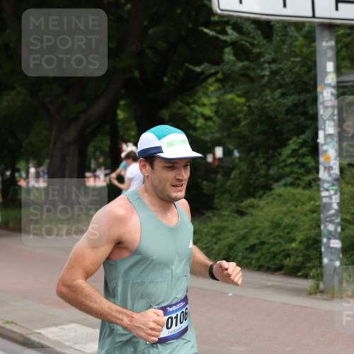 29.06.2025 - hella hamburg halbmarathon Yannick Fuchs http://msf.ph/oto/8168100 29.06.2025 10:23:14 20KM 3075, 4678, 10106, 12189, 12529, 13383, 16377, 18567 meine-sportfotos.de