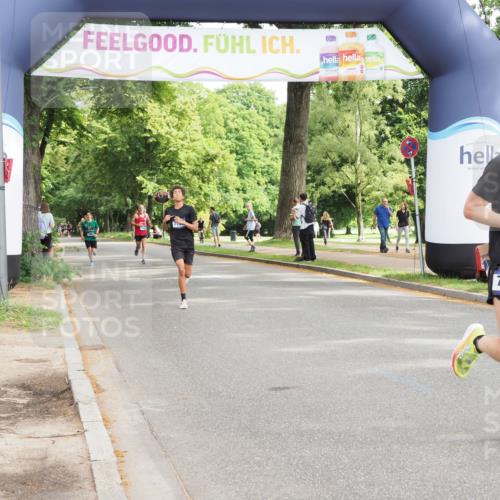 29.06.2025 - hella hamburg halbmarathon MichiJ http://msf.ph/oto/8168228 29.06.2025 10:14:34 Zwischen KM18-KM19 7331, 7855, 9269, 14753, 17614, 19041 meine-sportfotos.de
