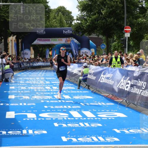 29.06.2025 - hella hamburg halbmarathon Zöllner http://msf.ph/oto/8168298 29.06.2025 10:19:42 Ziel 19108 meine-sportfotos.de