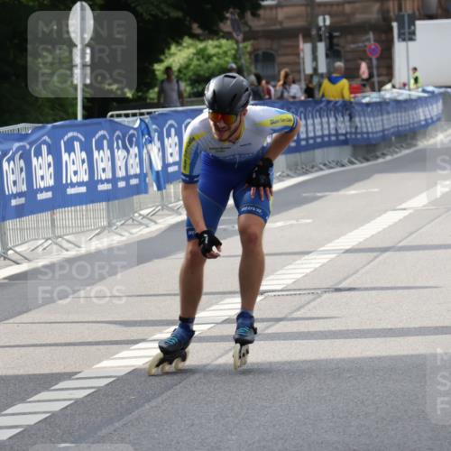 29.06.2025 - hella hamburg halbmarathon Strokosch-Dieckow http://msf.ph/oto/8168335 29.06.2025 09:06:56 Ziel 20471, 20479 meine-sportfotos.de