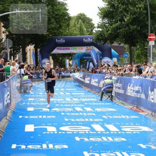 29.06.2025 - hella hamburg halbmarathon Zöllner http://msf.ph/oto/8168346 29.06.2025 10:19:52 Ziel 4524 meine-sportfotos.de