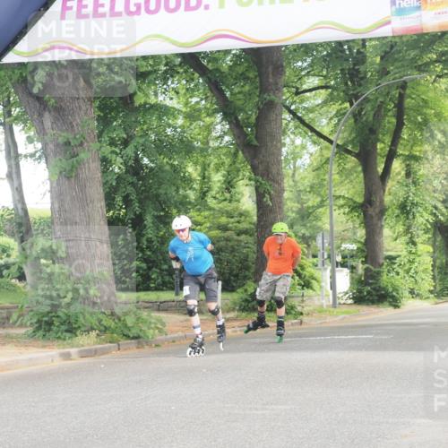 29.06.2025 - hella hamburg halbmarathon KatJ http://msf.ph/oto/8168359 29.06.2025 09:17:01 Zwischen KM18-KM19  meine-sportfotos.de
