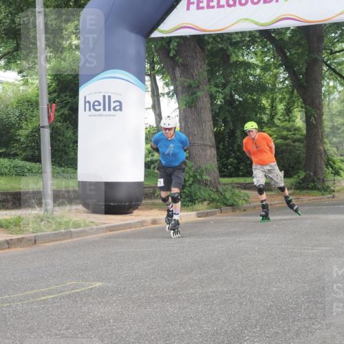 29.06.2025 - hella hamburg halbmarathon KatJ http://msf.ph/oto/8168404 29.06.2025 09:17:02 Zwischen KM18-KM19  meine-sportfotos.de
