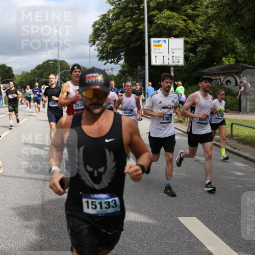 29.06.2025 - hella hamburg halbmarathon Yannick Fuchs http://msf.ph/oto/8168590 29.06.2025 10:40:56 20KM 1139, 2222, 2623, 2842, 3087, 4091, 4237, 4497, 4949, 5459, 6373, 6388, 6421, 6691, 6978, 7335, 8023, 8142, 8482, 8981, 9232, 9386, 9497, 9529, 9786, 9794, 10208, 10211, 11077, 11185, 11491, 11858, 12171, 12269, 12579, 12651, 12808, 12891, 13554, 13698, 13728, 13782, 13940, 14045, 14262, 14415, 14449, 14541, 14722, 15026, 15133, 15149, 15157, 15206, 15611, 15684, 15900, 16081, 16127, 16136, 16466, 16475, 17008, 17281, 17353, 17461, 17492, 17669, 17865, 17892, 18118 meine-sportfotos.de