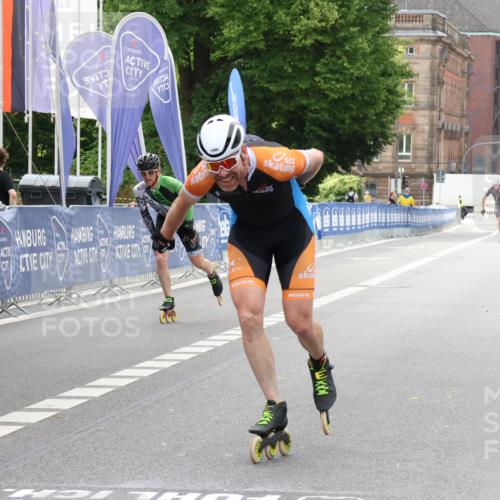 29.06.2025 - hella hamburg halbmarathon Strokosch-Dieckow http://msf.ph/oto/8168664 29.06.2025 09:07:23 Ziel 20415, 20477, 20544 meine-sportfotos.de