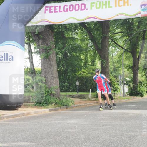 29.06.2025 - hella hamburg halbmarathon KatJ http://msf.ph/oto/8168695 29.06.2025 09:17:15 Zwischen KM18-KM19  meine-sportfotos.de