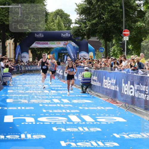 29.06.2025 - hella hamburg halbmarathon Zöllner http://msf.ph/oto/8168756 29.06.2025 10:20:17 Ziel 54, 12678, 14302, 16245 meine-sportfotos.de